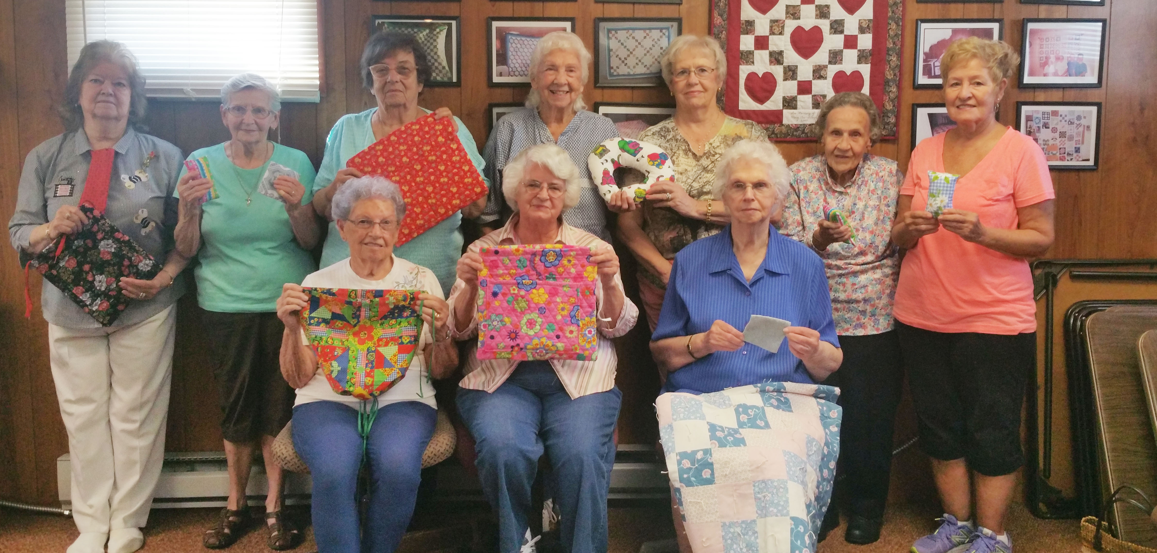 Tipp Seniors With Lola